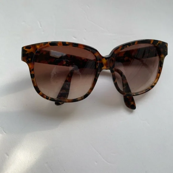 Accessories | Emmanuelle Khanh Paris Vintage Tortoise Shell  display picture 3